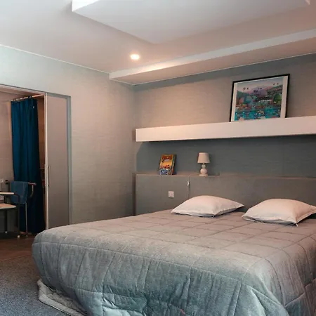 Le Saint July Apartament *
